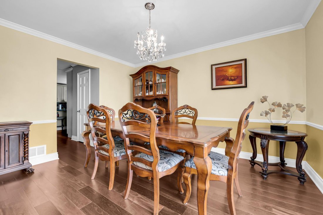 House in Farmington Hills, Michigan, United States 3 - 18447881