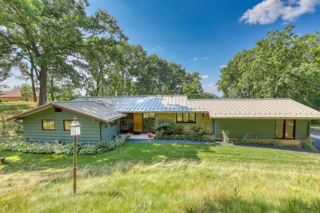 House in Delafield, Wisconsin, United States 3 - 18449234