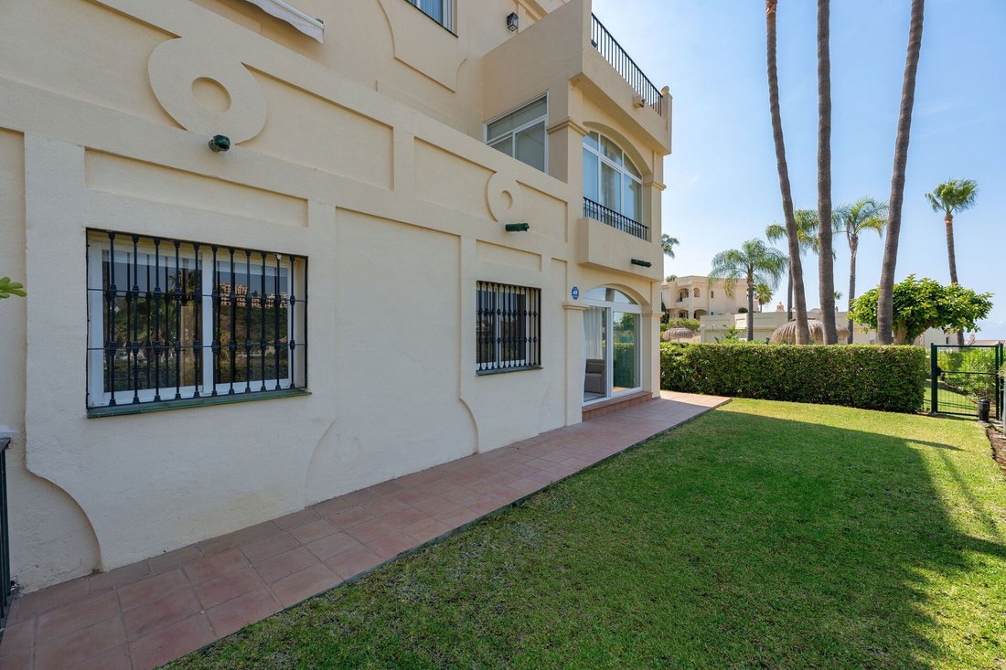 Apartment in La Quinta, Benahavis, Andalusia 2 - 18447624