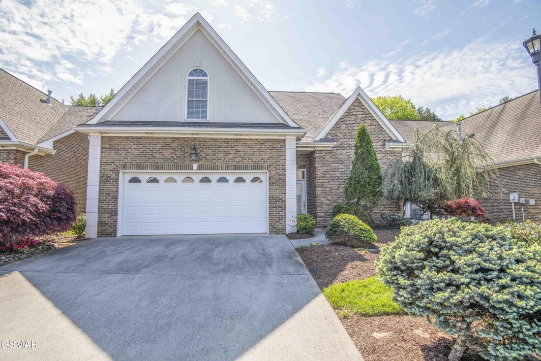 Townhouse in Knoxville, Tennessee, United States 1 - 18447118