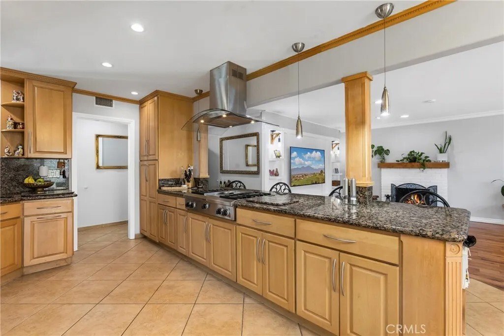 House in Buena Park, California, United States 3 - 18095479