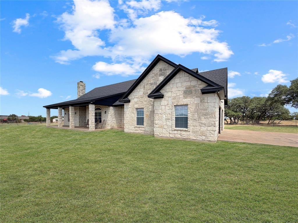 House in Crawford, Texas, United States 3 - 18451035