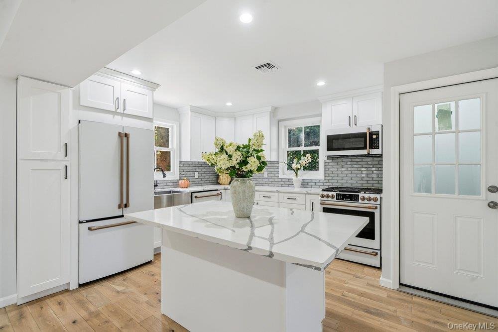 House in Roslyn, New York, United States 3 - 18156086