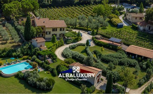 Villa in San Gimignano, Tuscany, Italy 1