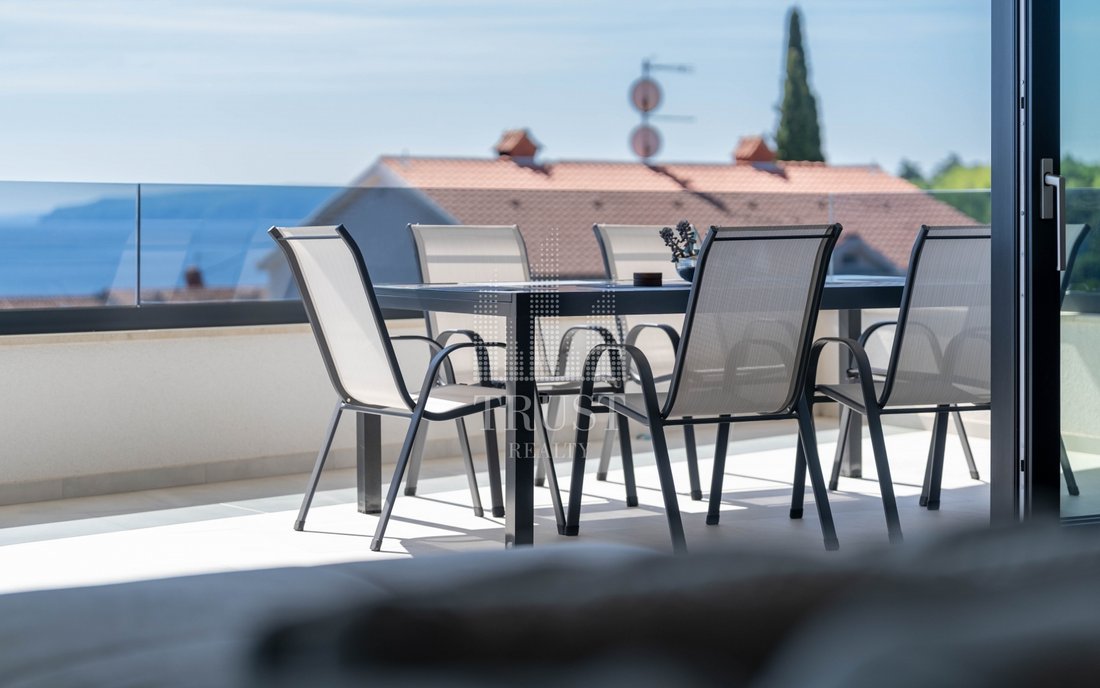 Apartment in Grad Opatija, Primorje-Gorski Kotar County, Croatia 4 - 18451294