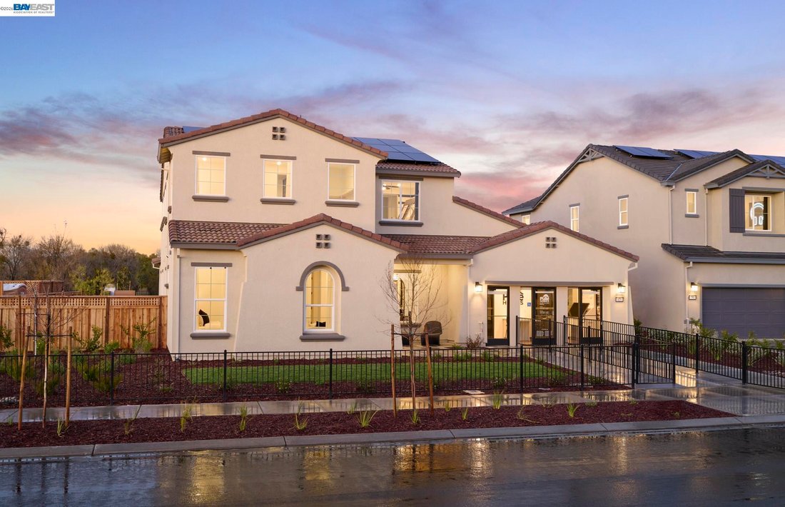 House in Lathrop, California, United States 1 - 17898372