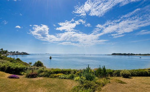 Villa in Arzon, Brittany, France 1