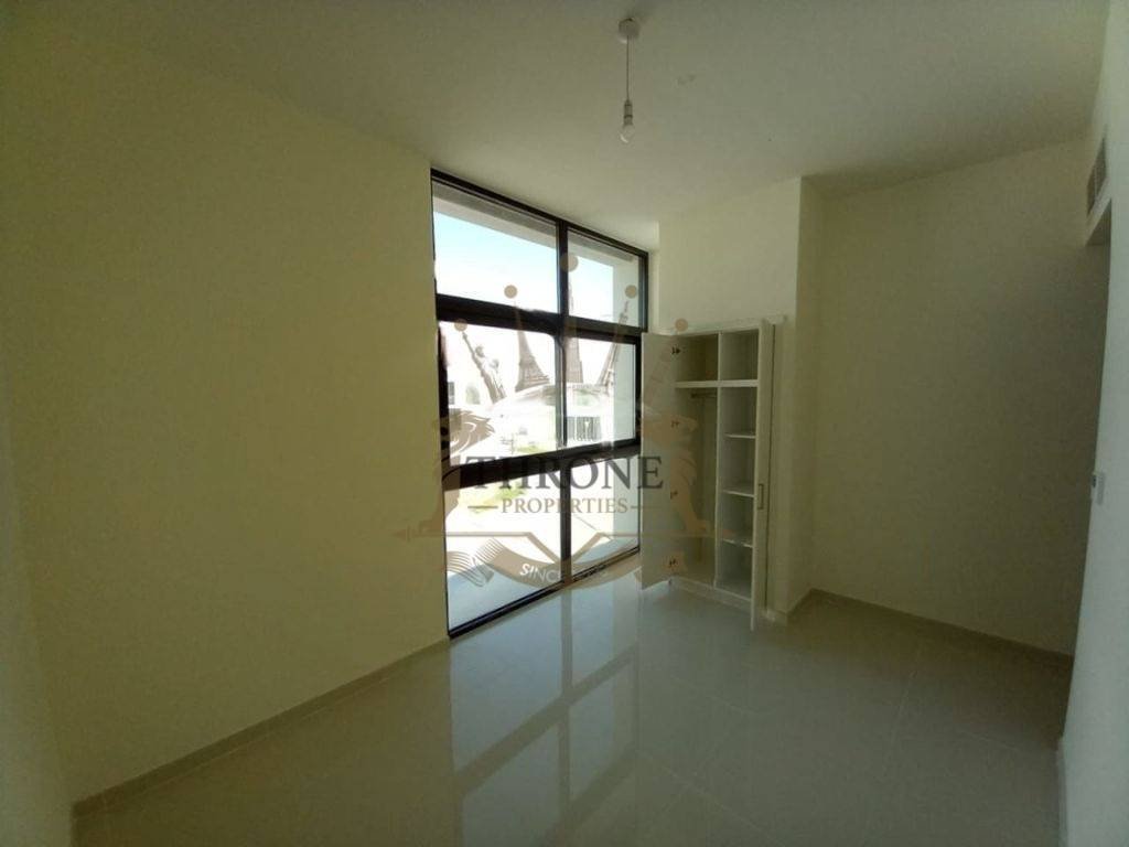 Townhouse in Damac Hills 2, Dubai, United Arab Emirates 4 - 18450437