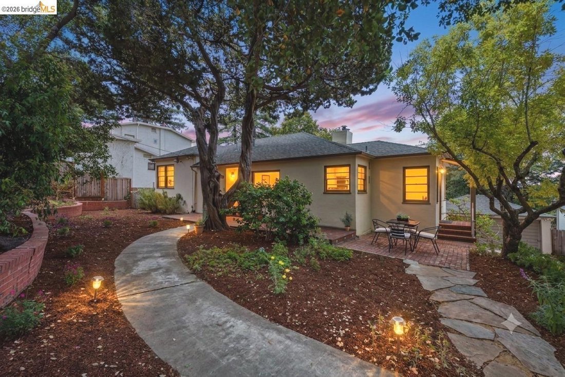 House in Oakland, California, United States 1 - 18449331