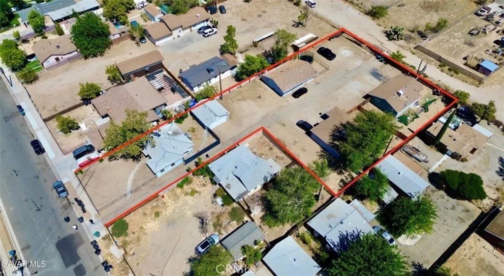 Lancaster, California, United States 1 - 18449760