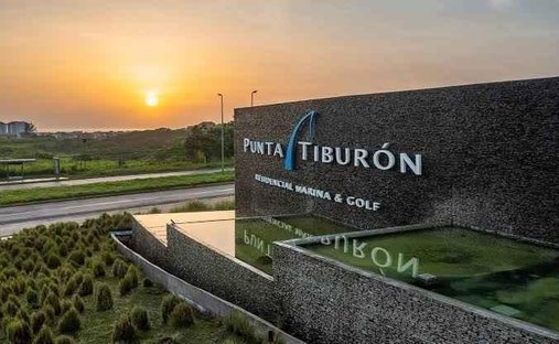 Land in Punta Tiburón, Veracruz, Mexiko 1