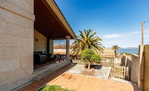 Villa a Priegue, Nigrán, Spagna 1