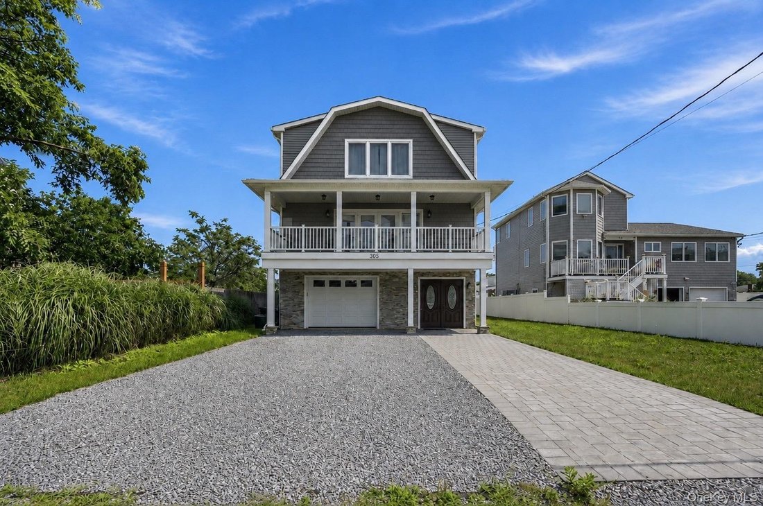 House in Lindenhurst, New York, United States 1 - 18450124