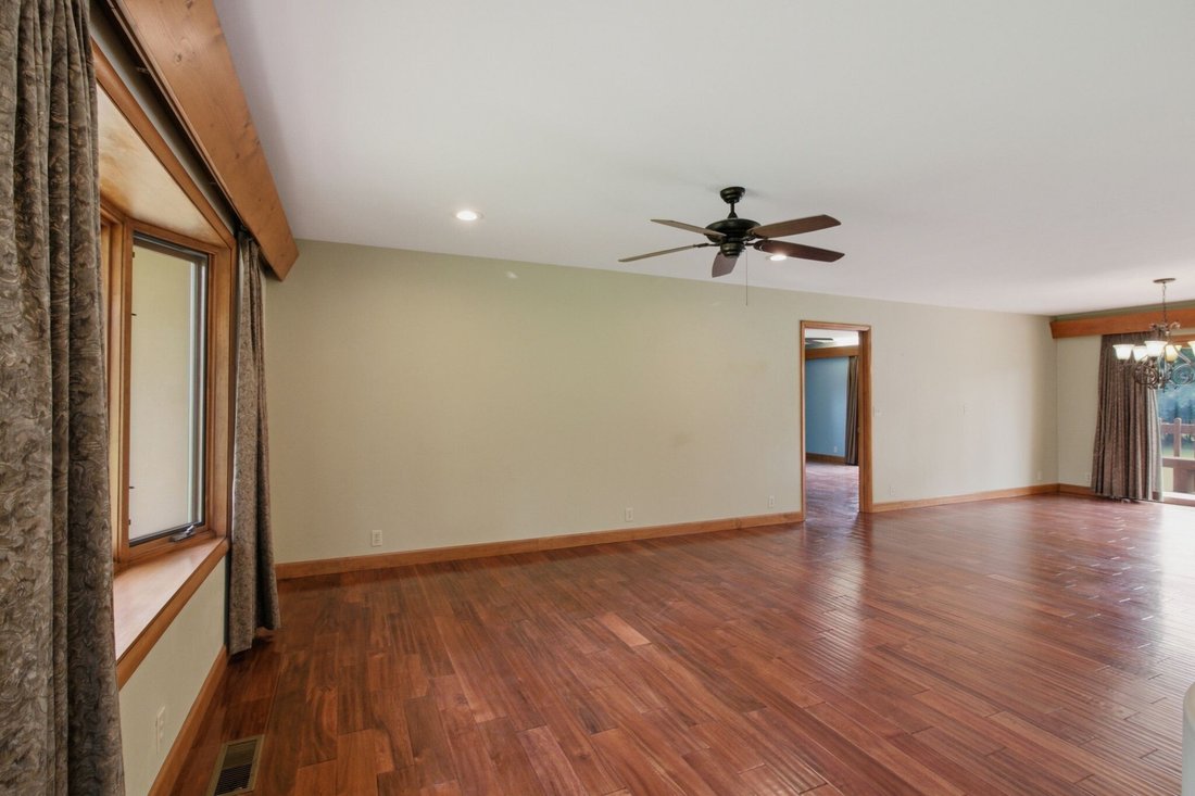 House in Paris, Tennessee, United States 5 - 18450512