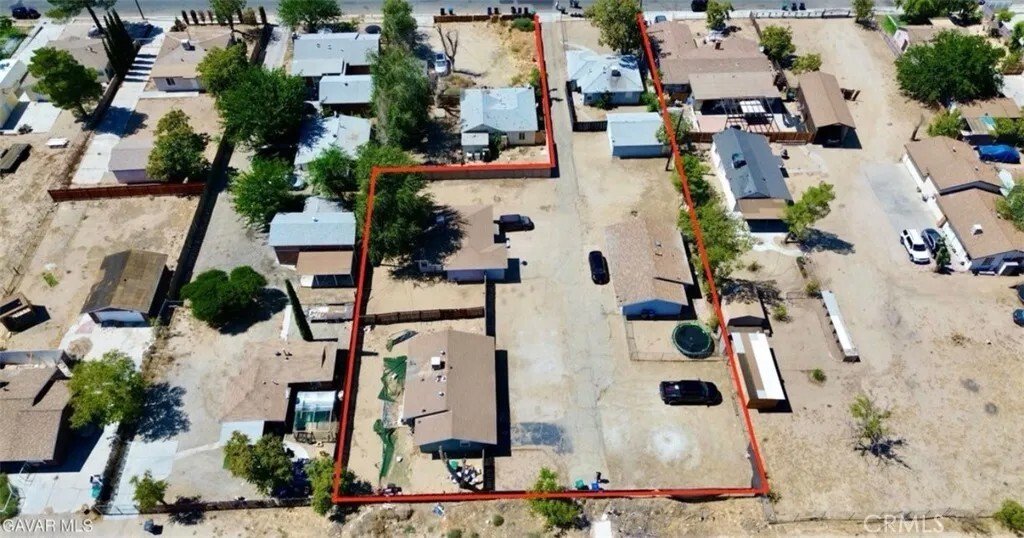 Lancaster, California, United States 3 - 18449760