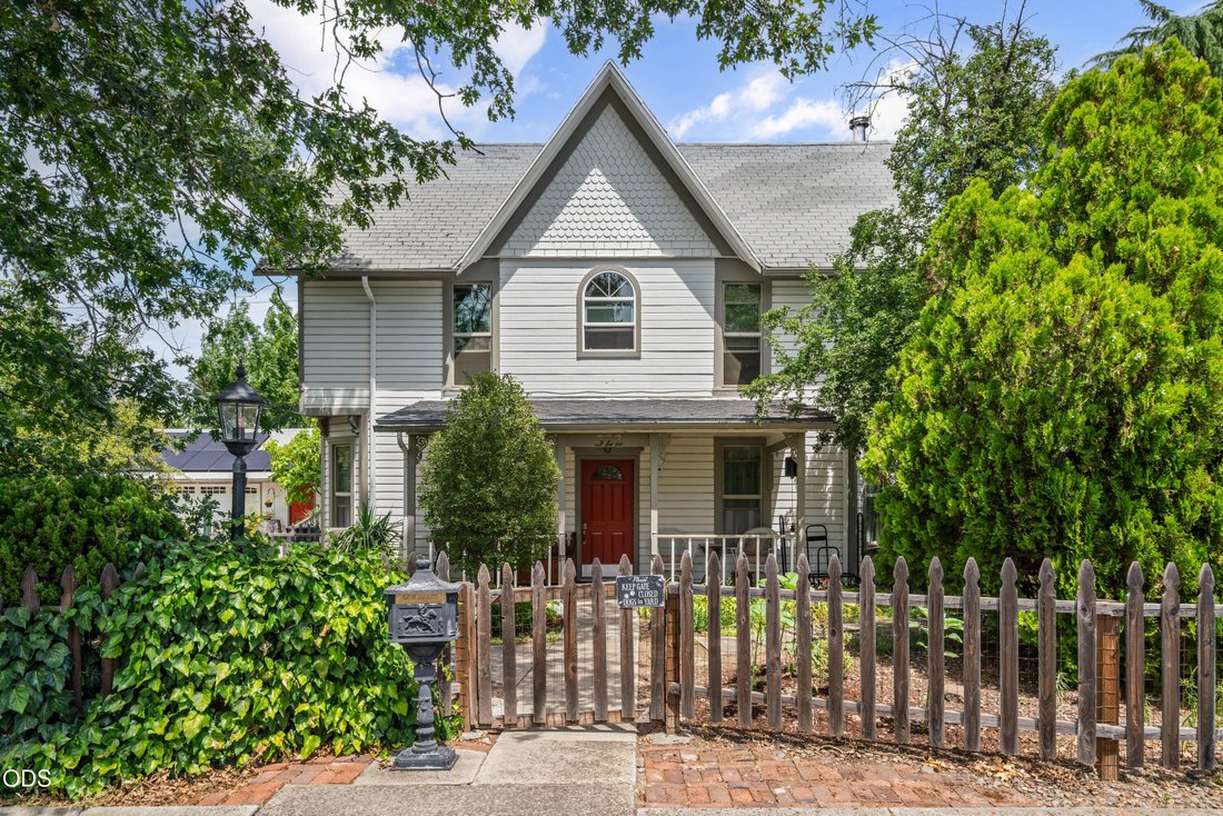 House in Medford, Oregon, United States 2 - 18446482