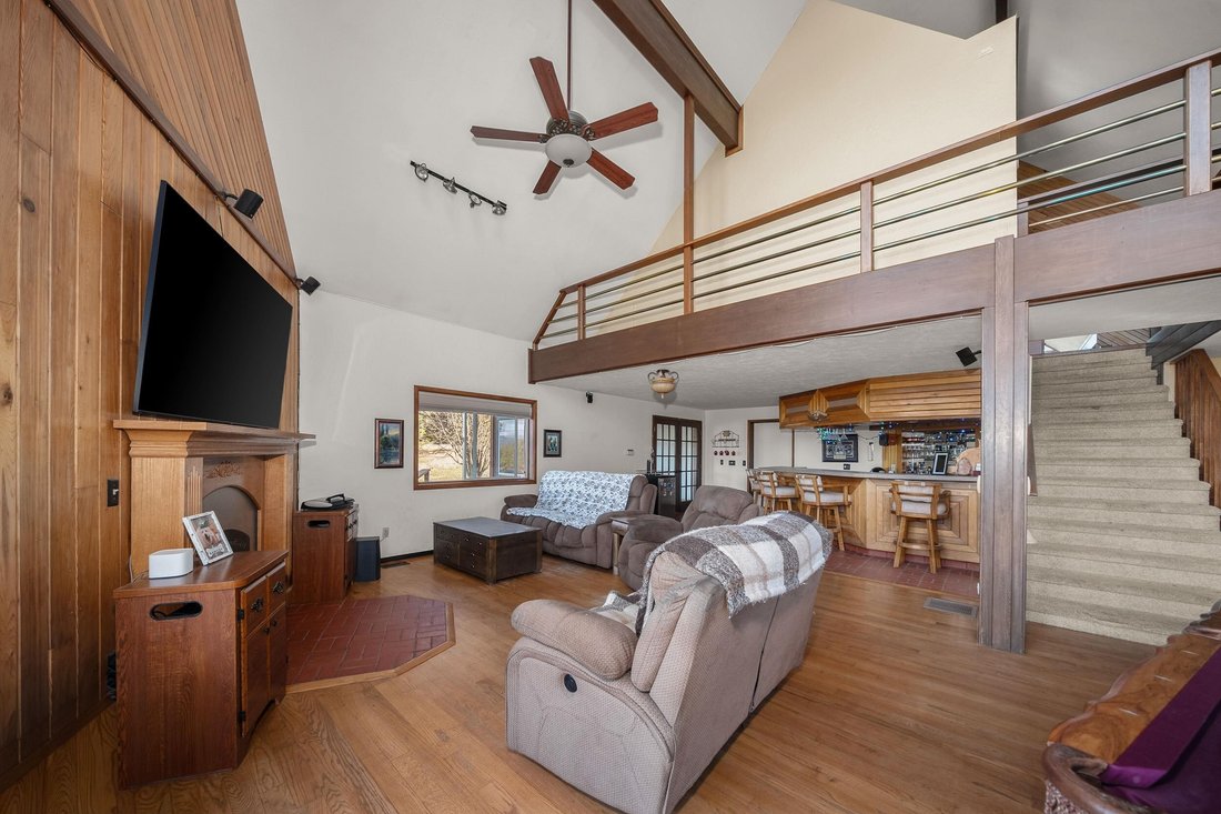 House in Nine Mile Falls, Washington, United States 5 - 18448807
