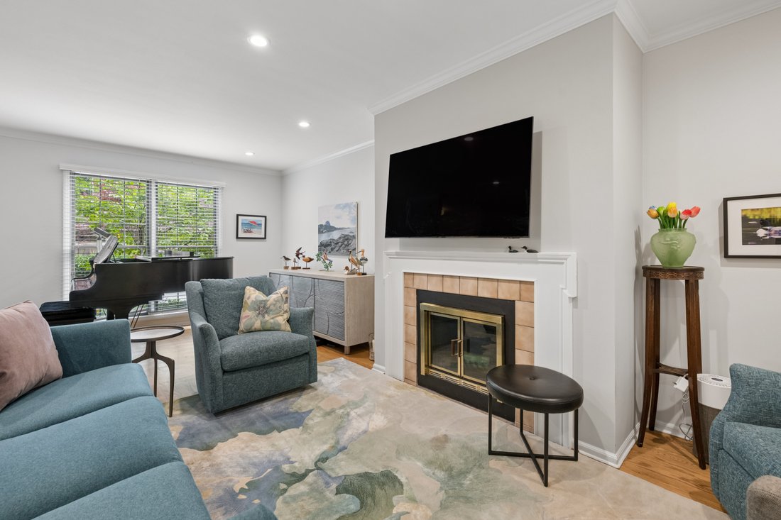 House in Evanston, Illinois, United States 5 - 18447572