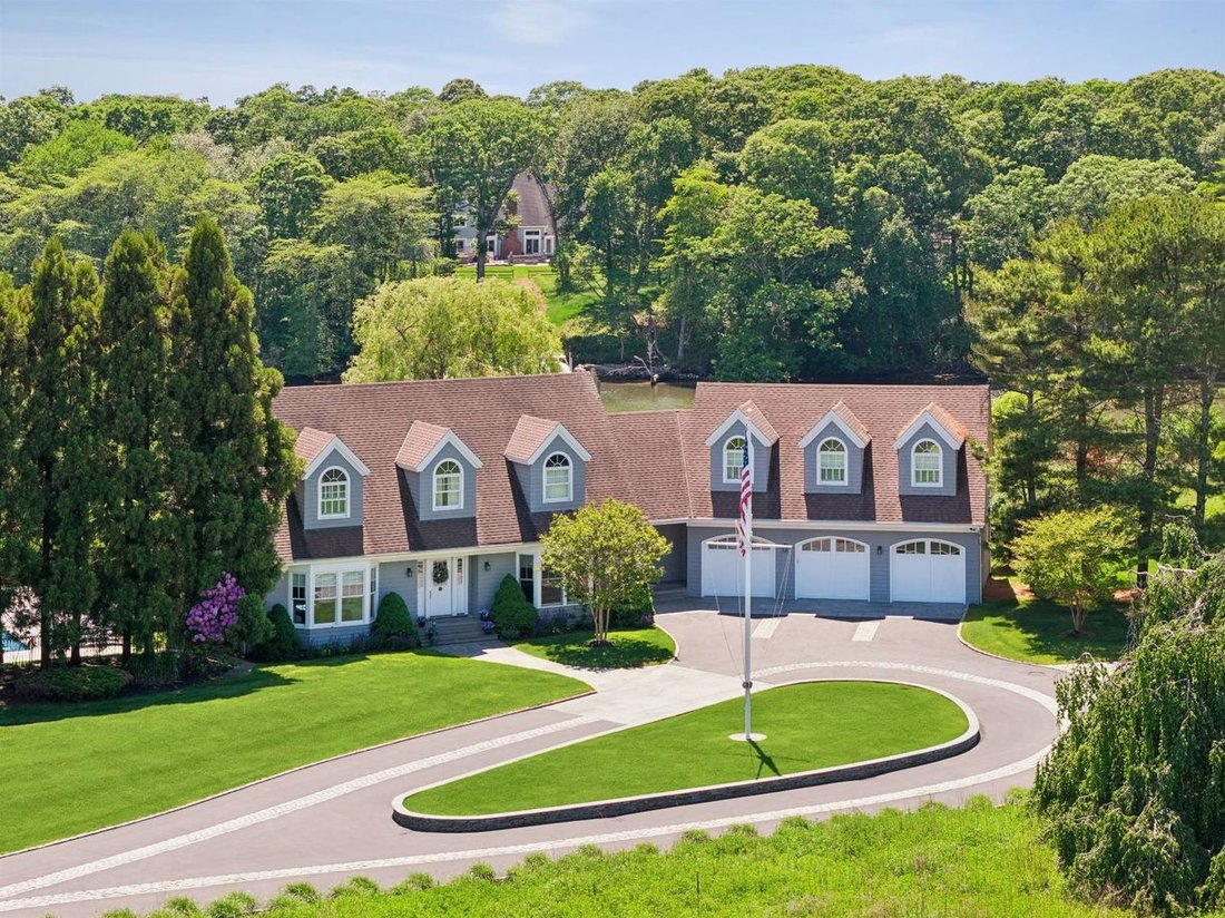 House in Eastport, New York, United States 4 - 16336249