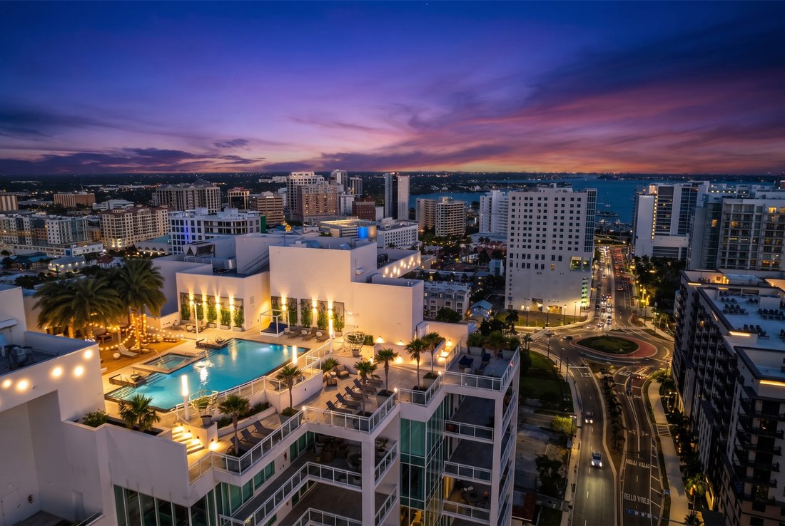 Condo in Sarasota, Florida, United States 4 - 18448639