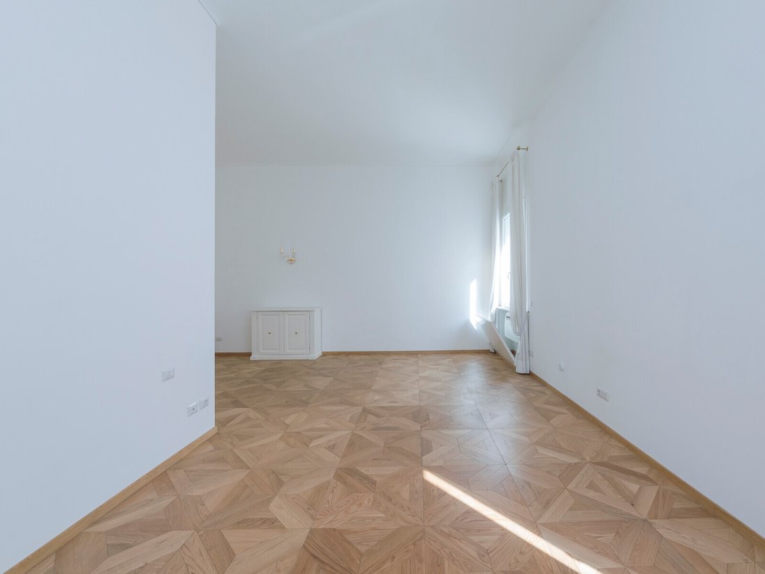 Apartment in Isola, Milan, Italy 5 - 18446244