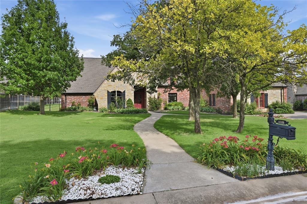 House in Edmond, Oklahoma, United States 1 - 18450922