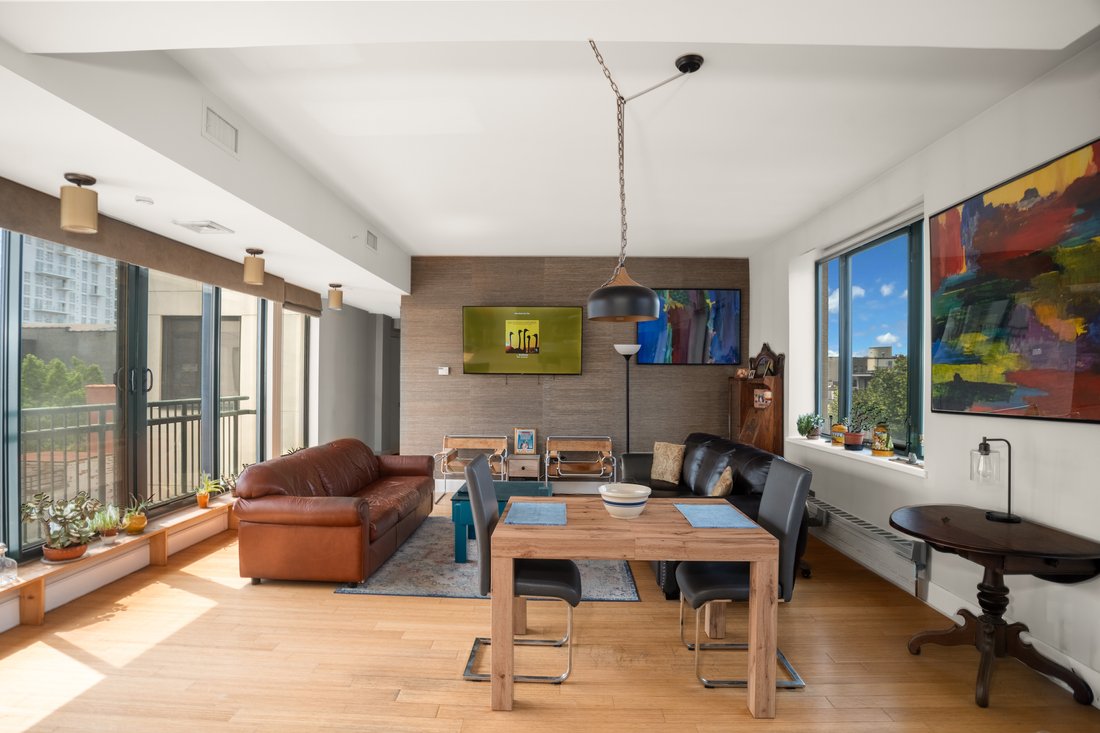 Condo in New York, New York, United States 4 - 18452210