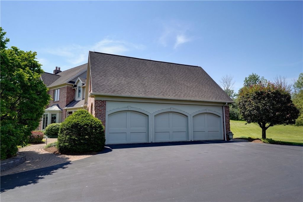 House in Honeoye Falls, New York, United States 4 - 18452486