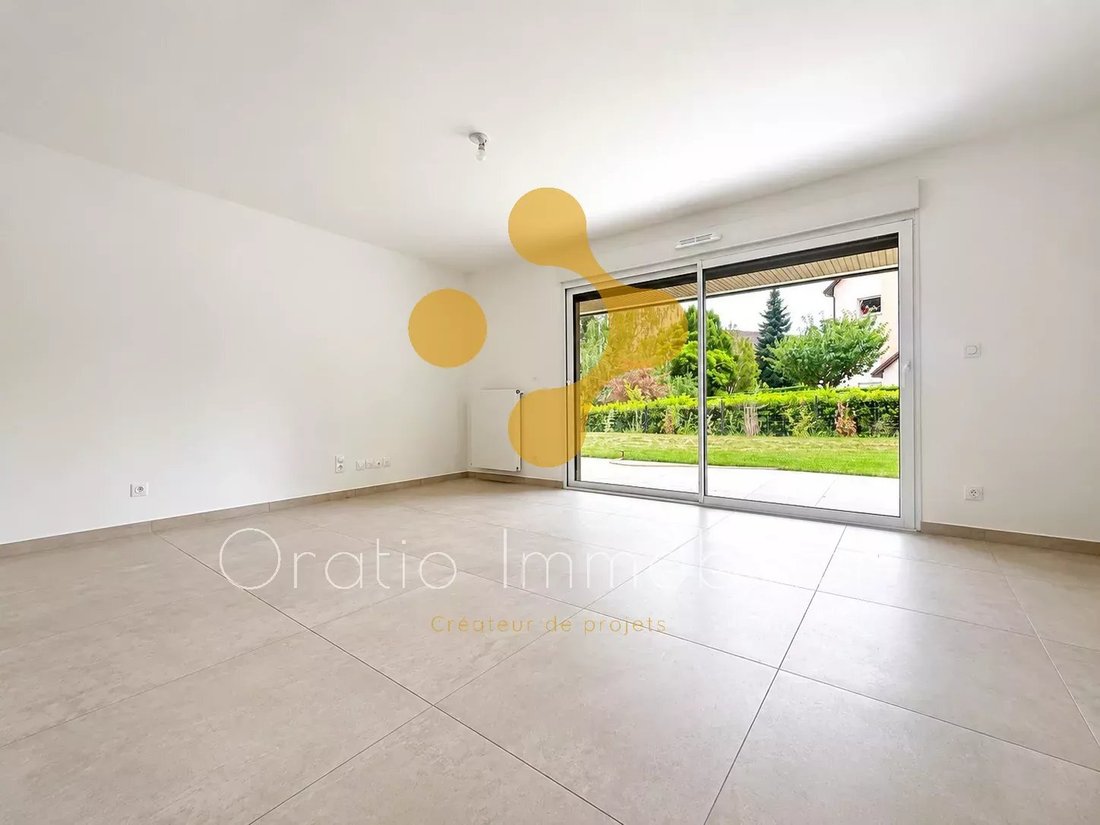 Apartment in Divonne-les-Bains, Auvergne-Rhône-Alpes, France 2 - 14094171