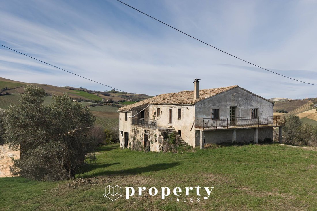 Country House in Ripatransone, Marche, Italy 4 - 18452172