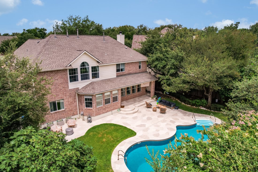 Austin, Texas, United States 2 - 18444320