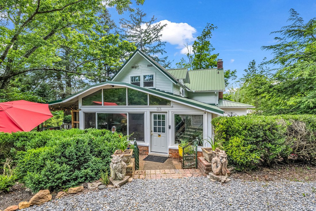 House in Black Mountain, North Carolina, United States 3 - 18305362