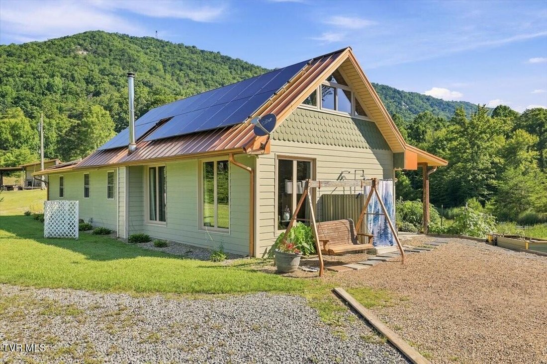 House in Rogersville, Tennessee, United States 1 - 18445901