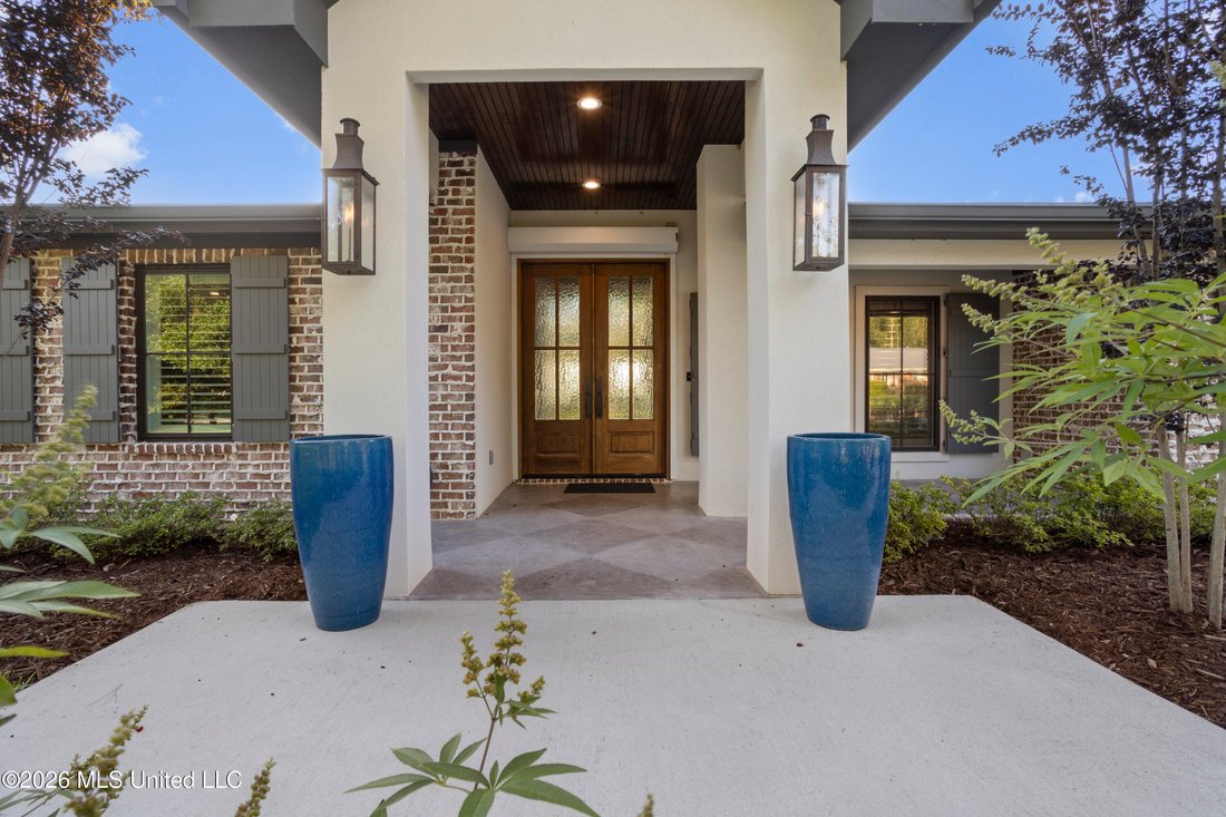 House in Biloxi, Mississippi, United States 4 - 18445871