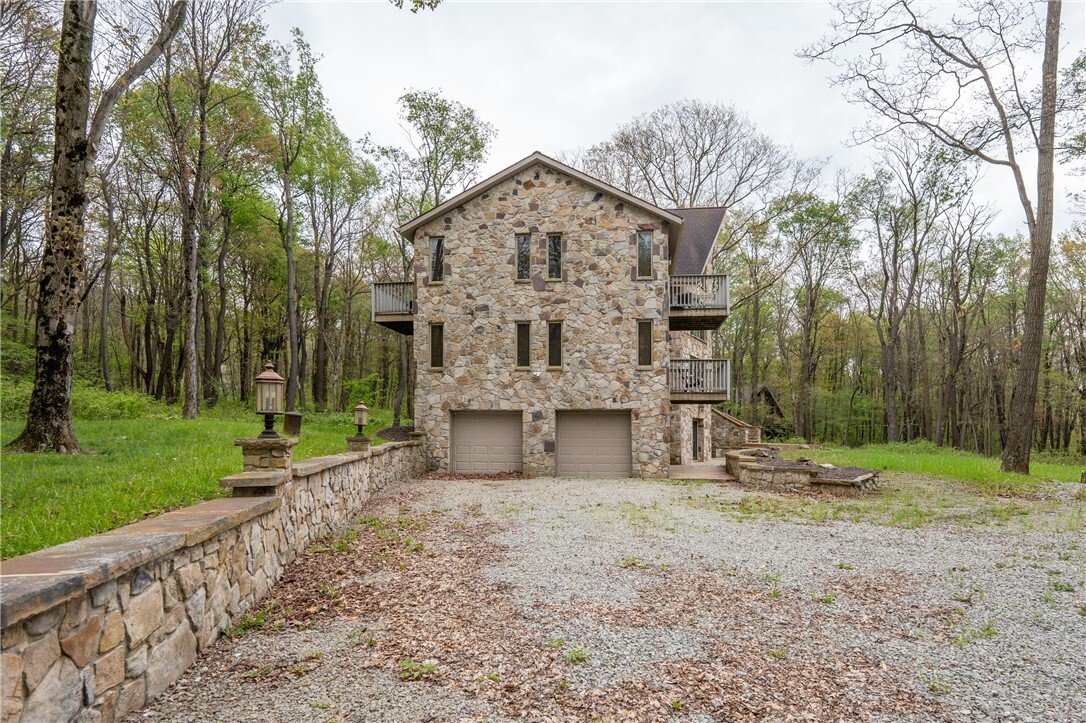 House in Jones Mills, Pennsylvania, United States 2 - 18449962