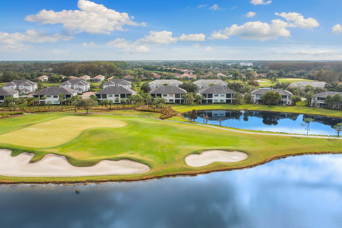 Condo in Naples, Florida, United States 5 - 18452385