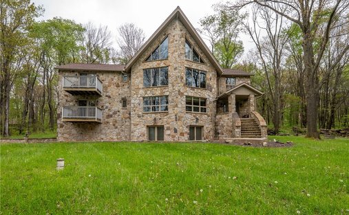 House in Jones Mills, Pennsylvania, United States 1