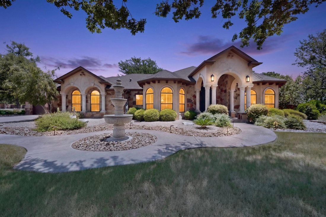 House in Georgetown, Texas, United States 2 - 18446692