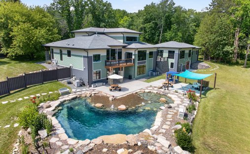 House in Waukesha, Wisconsin, United States 1