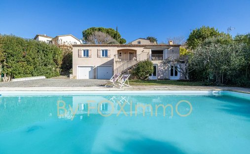 House in Centre du Village, La Colle-sur-Loup, France 1