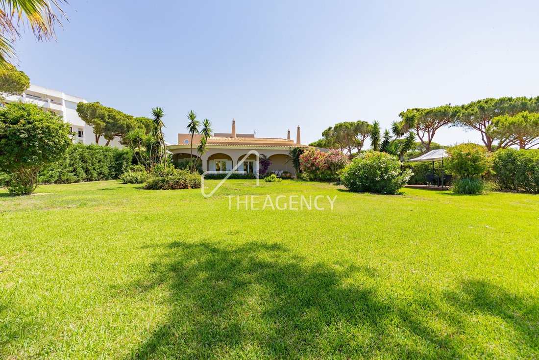 Villa in Quarteira, Algarve, Portugal 4 - 18448587