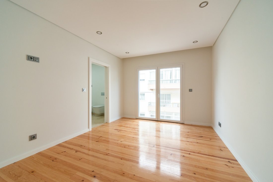 Apartment in Estoril, Cascais e Estoril, Lisbon 5 - 18448029