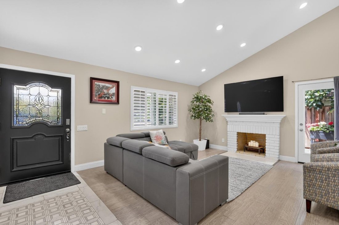 House in Santa Clara, California, United States 5 - 18449359