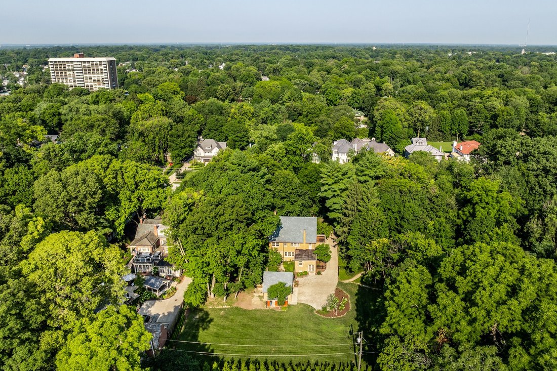 House in Indianapolis, Indiana, United States 2 - 18445577