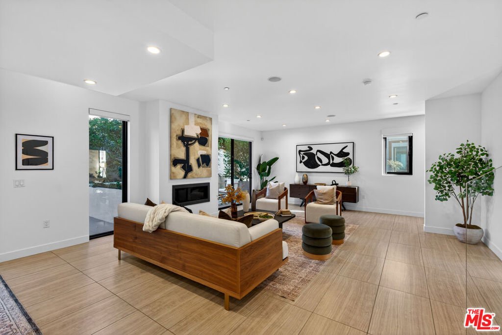 House in Los Angeles, California, United States 3 - 18449829