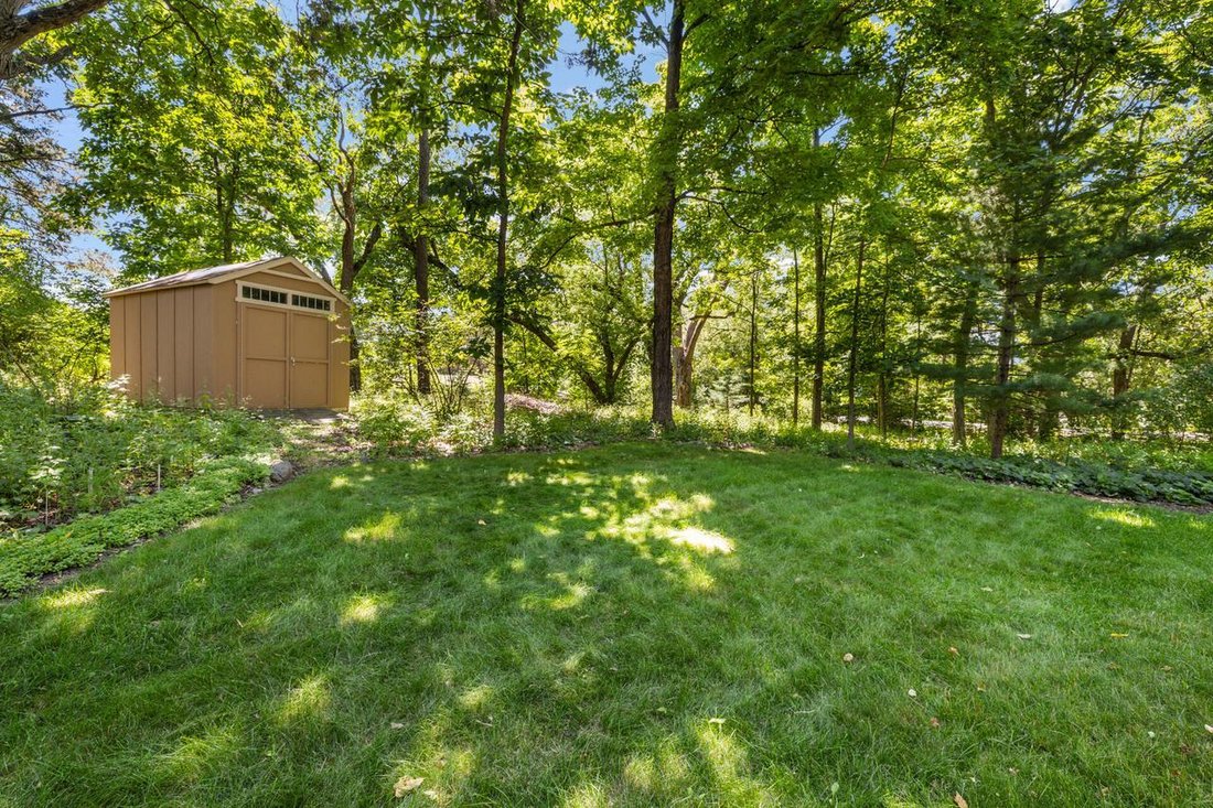 House in Dousman, Wisconsin, United States 5 - 18446143