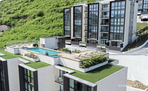 Condo in Simpson Bay, Sint Maarten 1