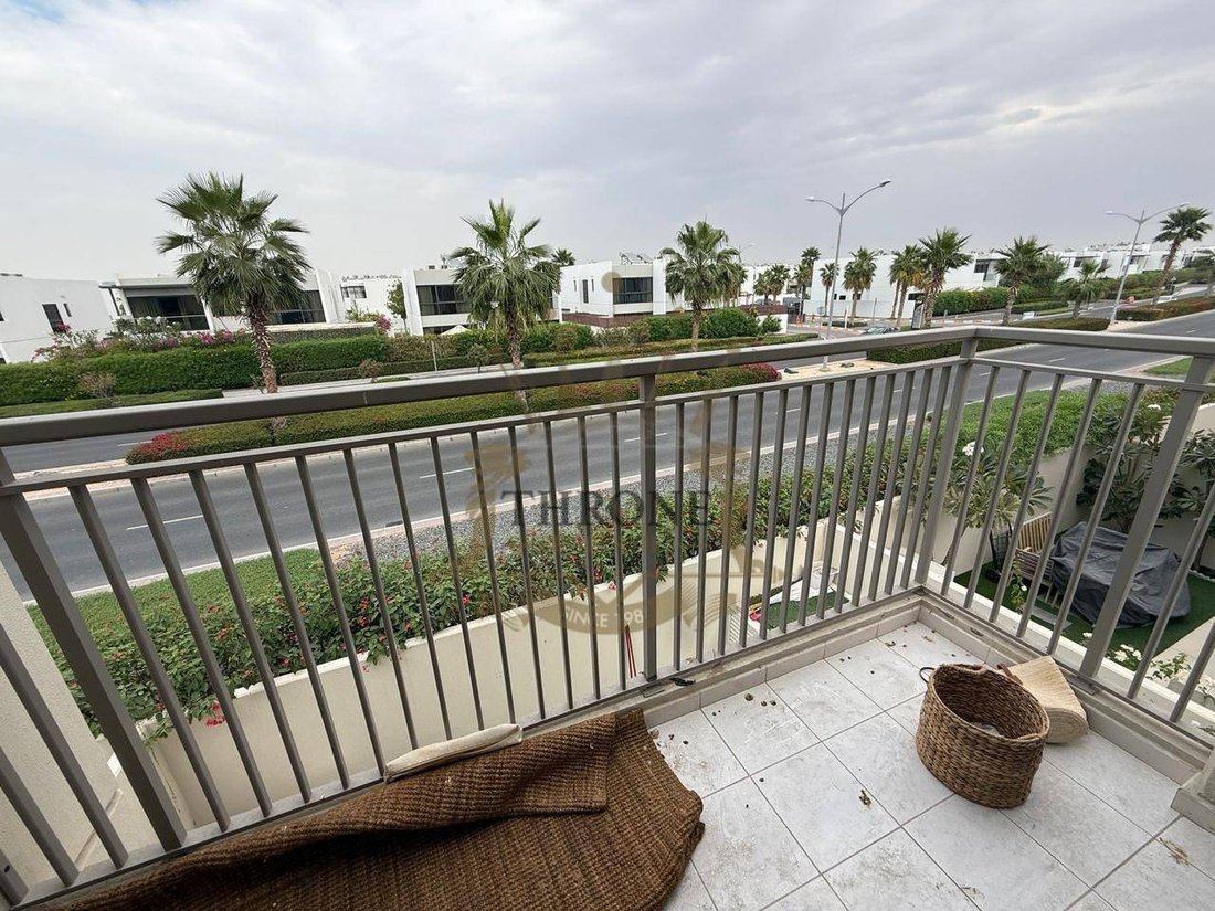 Townhouse in Damac Hills 2, Dubai, United Arab Emirates 2 - 18450578