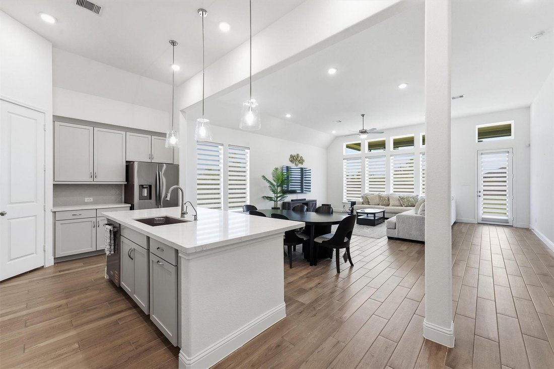 House in Houston, Texas, United States 4 - 18446766