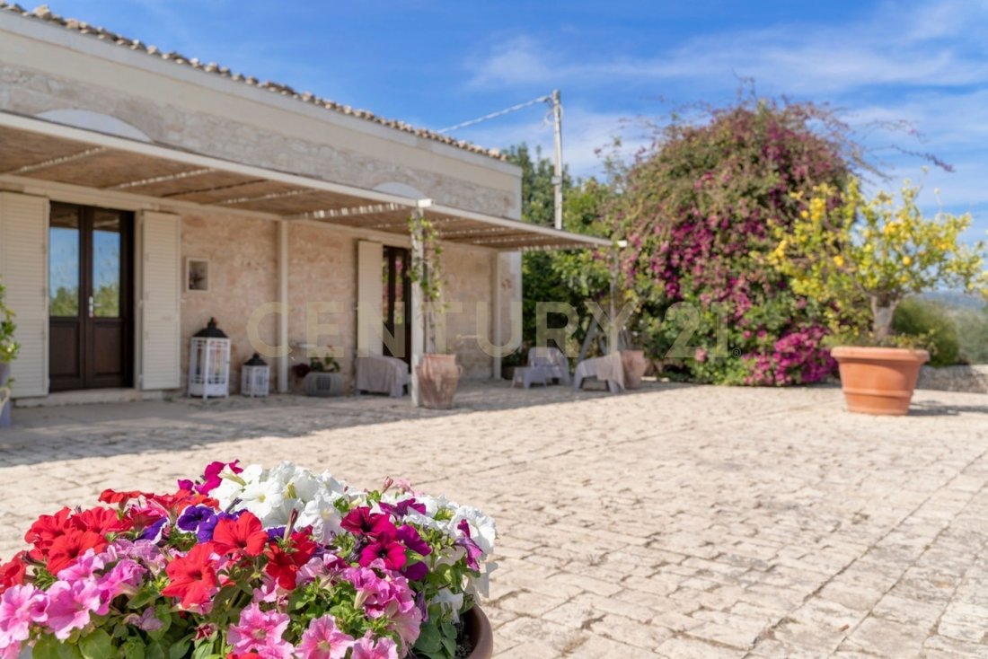 Country House in Noto, Sicily, Italy 3 - 18363580